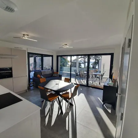 T3 Neuf Avec Terrasse Face A La *