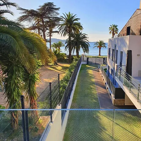 T3 Neuf Avec Terrasse Face A La *